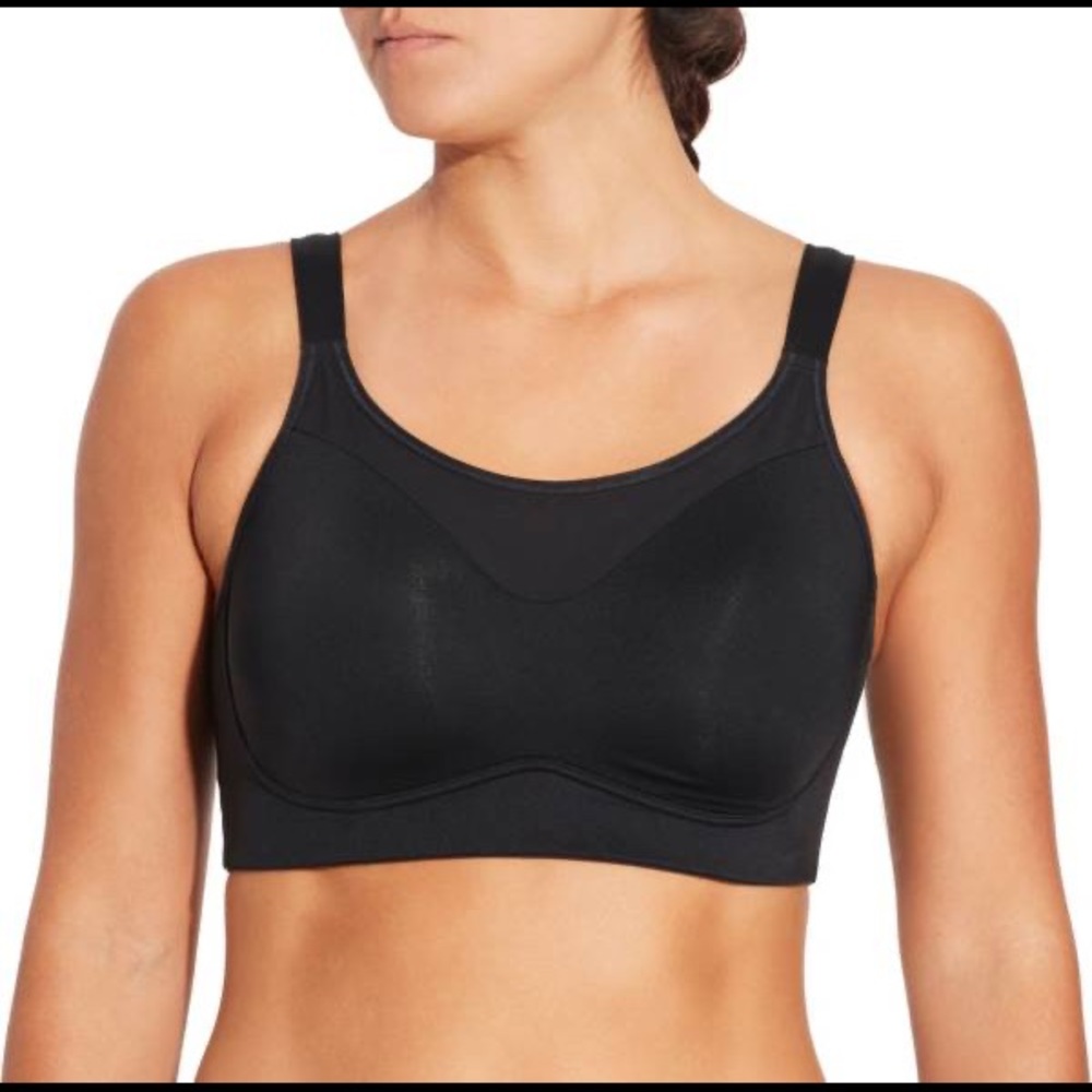 Calia by Carrie Underwood sports bra